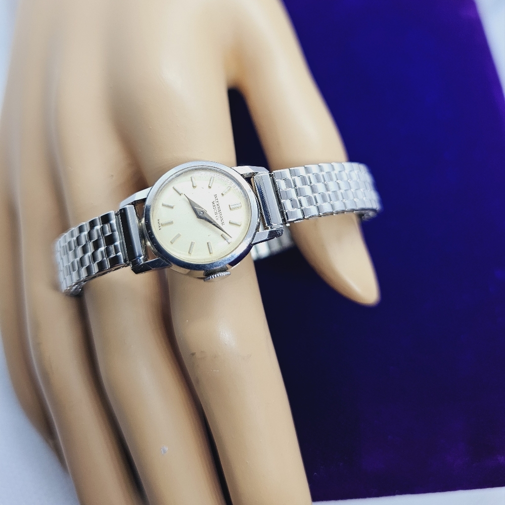 Iwc International Watch Co. Ladies Watch View 2